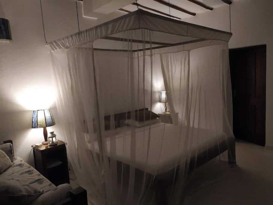 Twiga House Resort Piscina ☆☆☆☆☆ Pearl Beach 瓦塔穆 外观 照片